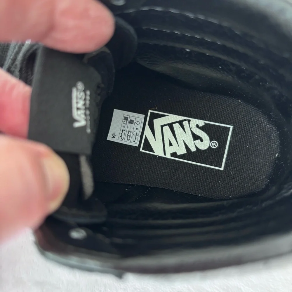 VANS SK8-Hi Grunge Black & Gray Plaid Suede High Top Sneakers--NEW--5.5M